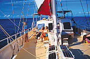 Whitsunday Islands and Whitehaven Beach Sailing Safari 2D/1N